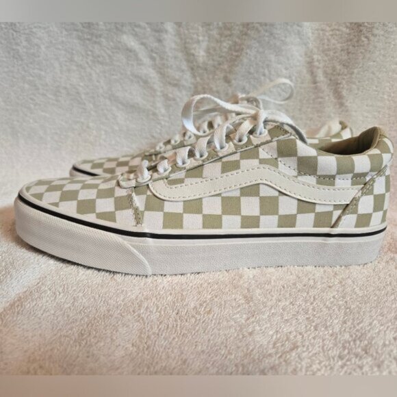 Vans Checkerboard Sneakers - Picture 3 of 6